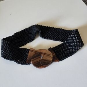 Vintage elastic wide beaded belt with wooden interlocking buckle